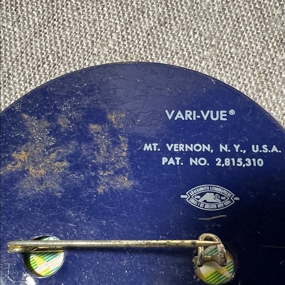 Vari-Vue Lenticular Images of Elvis Presley Pin c.1956. WA508 - Picture 5 of 6